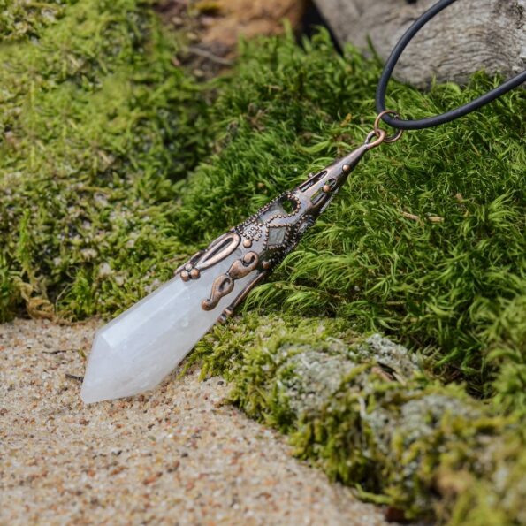 Clear-Quartz-Pendant-(Sceptrum)