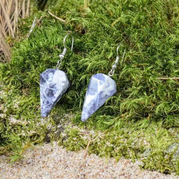 Sodalite-earrings-(pyramid)